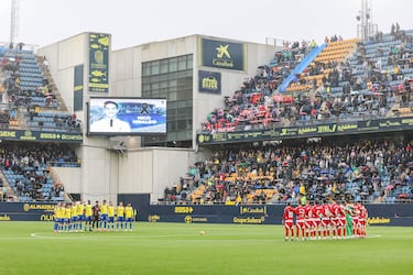 Nico Hidalgo falleció el  1 de marzo de 2025 a los 32 años de edad debido a un cáncer de pulmón con metástasis en los huesos que se le había diagnosticado en 2021, cuando era jugador del Extremadura UD, al año siguiente de haber acabado contrato con el Racing.