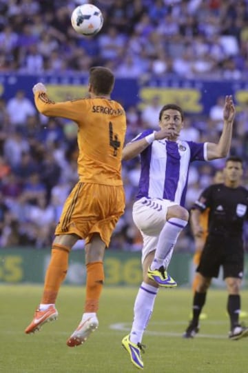 Sergio Ramos y Oscar González.