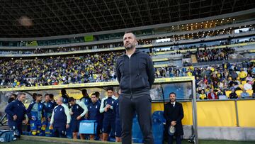 Diego Martínez durante el partido entre Las Palmas y el Espanyol.
