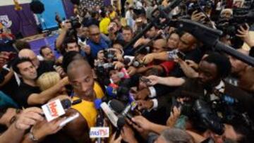 Kobe, duro mentor para Randle: "Si la caga sería un idiota"