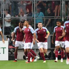 Jhon Durán, de los destacados pese al tropiezo de Aston Villa