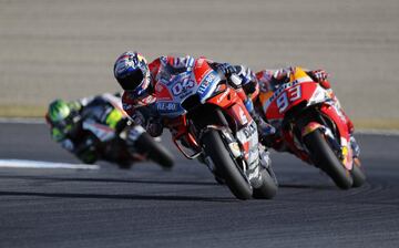 Andrea Dovizioso y Marc Márquez. 