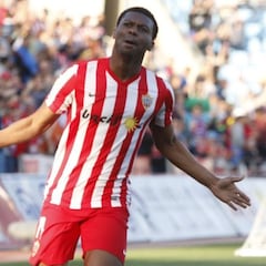 Kalu Uche regresa al fútbol español y se entrena con el Águilas, de Tercera División