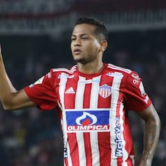 Junior anuncia la salida de tres jugadores para el próximo semestre