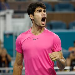 Alcaraz echa el resto para arrollar a Fritz en Miami