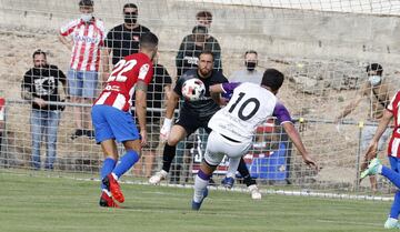 1-1. David Sanz marca el primer gol.