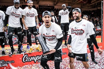 El festejo de Fuerza Regia al ganar la Zona Este de la LNBP