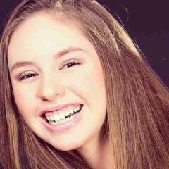 Alexa Parra habla con las prensa tras denunciar a su padre