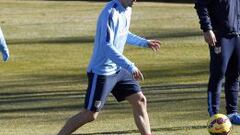 Cani se entrenó ayer y hoy será presentado en el Calderón