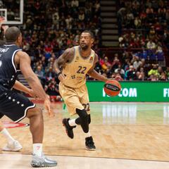 El Barça renuncia al liderato