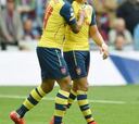 Walcott: "Si más jugadores son como Alexis, Arsenal crecerá"