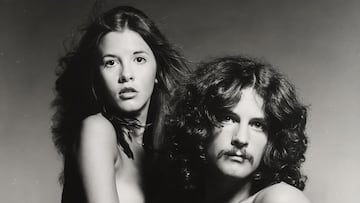 Stevie Nicks y Lindsey Buckingham en la carátula de su primer disco, Buckingham Nicks, grabado en 1973, antes de unirse a Fleetwood Mac.