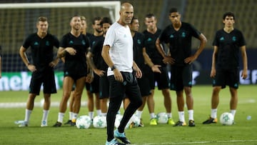 Zidane está invicto en el Camp Nou tras visitarlo dos veces