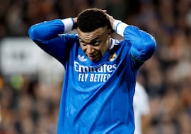 Mbappé estalla con los árbitros: “Bufones”