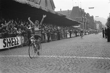 Genval, 4 de abril de 1938-Wavre, 17 de octubre de 2024. 86 años. Ciclista belga profesional con gran rendimiento en las clásicas. Ganó tres Monumentos: el Giro de Lombardía en 1960, la Milán-San Remo en 1962 y la París-Roubaix en 1963. También se adjudicó una etapa del Tour de Francia. Y tiene un bronce mundial en ruta.