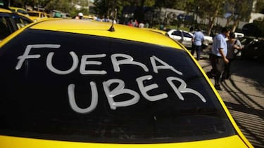 Uber y Cabify confirman que dejan de prestar servicio en Barcelona