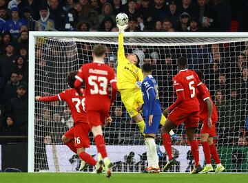 El colombiano fue una de las figuras en la victoria de los Reds 0-1 sobre Chelsea en Wembley. Cuarto título de Lucho en Inglaterra.
