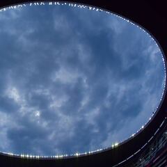 El Estadio Azteca es criticado en el Cruz Azul vs FC Juárez, por la falta de iluminación