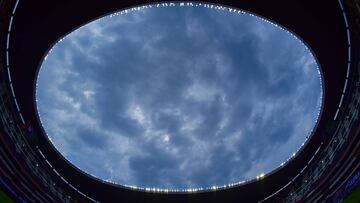 El Estadio Azteca es criticado en el Cruz Azul vs FC Juárez, por la falta de iluminación