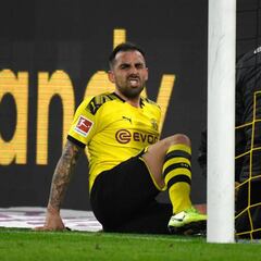 Alcácer no jugará contra el Barcelona por un virus