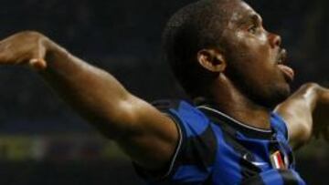 Eto'o y Maicon dan alas al Inter