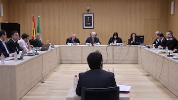 León durante el testimonio en el Caso Saqueo