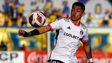 Futbol, Everton vs Colo Colo.
Fecha 20, campeonato Nacional 2023.
El jugador de Colo Colo Jordhy Thompson es fotografiado durante el partido de primera division contra Everton disputado en el estadio Sausalito de Vina del Mar, Chile.
06/08/2023
Andres Pina/Photosport
Football, Everton vs Colo Colo.
20th turn, 2023 National Championship.
Colo Colo’s player Jordhy Thompson is pictured during the first division match against Everton at the Sausalito stadium in Santiago, Chile.
06/08/2023
Andres Pina/Photosport