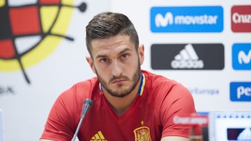 Koke en la rueda de prensa.