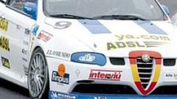 <b>RAPIDÍSIMO. </b>El Alfa 147 Cup se revela como un coche de competición realmente efectivo.