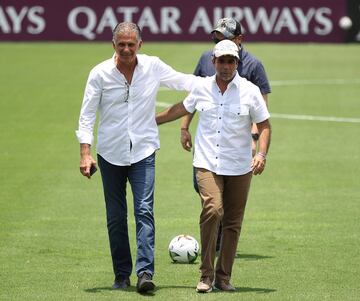 Carlos Queiroz en el estadio Metropolitano de Barranquilla