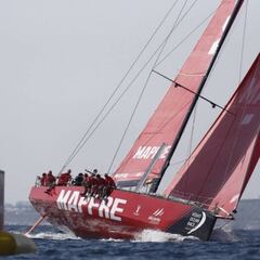 El 'Mapfre' gana la costera de Alicante dando un recital