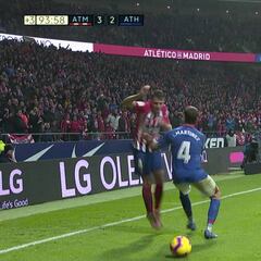 Coraje y caño de calidad: la doble acción de Arias que encantó al Metropolitano