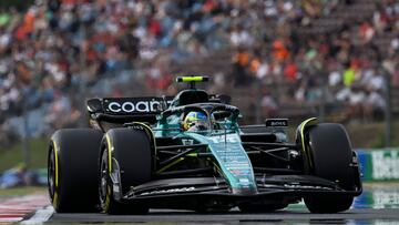 Mogyorod (Hungary), 21/07/2023.- Aston Martin driver Fernando Alonso of Spain steers his car during the second practice session at the Hungaroring Circuit race track in Mogyorod, near Budapest, Hungary, 21 July 2023. The Formula One Hungarian Grand Prix will take place on 23 July. (Fórmula Uno, Hungría, España) EFE/EPA/Tamas Vasvari HUNGARY OUT
