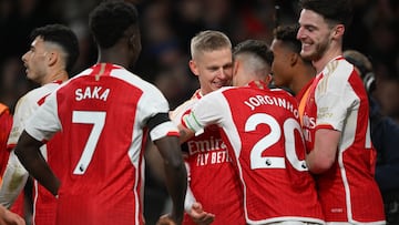 Los jugadores del Arsenal celebran un gol.