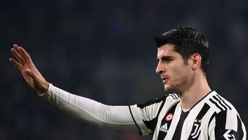 Juventus&#039; Spanish forward Alvaro Morata gestures during the Italian Serie A football match between Juventus and Cagliari on December 21, 2021 at the Juventus stadium in Turin. (Photo by Marco BERTORELLO / AFP)