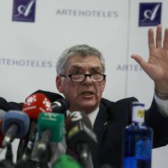 El TAD destituye a Villar y pide a Larrea que convoque elecciones