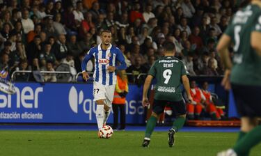 Las graves lesiones de Gragera y Catal¨¢ merman m¨¢s al Espanyol