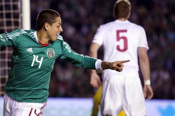 También en partido de preparación, Hernández se hizo presente en el marcador.