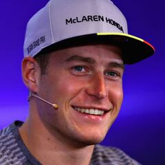 "Alonso decidirá, mi compañero en 2018 no depende de mí"