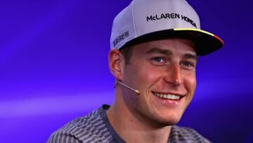 Stoffel Vandoorne en rueda de prensa. 