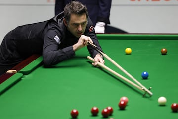 Ronnie O'Sullivan, durante su partido ante Vafaei. 