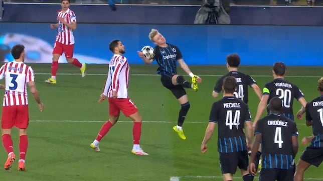 Las polémicas de la Champions: penaltis, expulsiones y jugadas controvertidas de los partidos de ida de la repesca