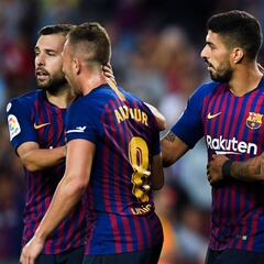 Luis Suárez: "Arturo Vidal daría la vida por el equipo"