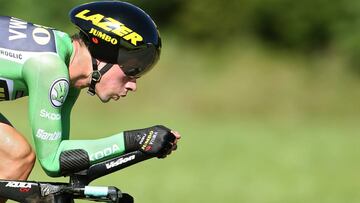 El ciclista eslovaco del equipo Jumbo-Visma, Primoz Roglic, durante la décima etapa de la Vuelta Ciclista a España, una contrarreloj individual con salida en la localidad francesa de Juraçon y meta en la de Pau.