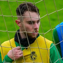 El Racing tiene atado a Peque otro año más