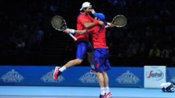 Verdasco y Marrero celebran el t&iacute;tulo.