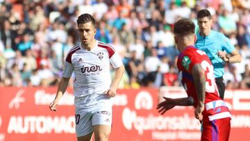 Manu Fuster se hace centenario en Segunda División