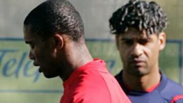 <B>NO ESTÁ PREPARADO. </B>Eto'o asegura que aún no está disponible para Rijkaard.