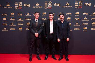 Selección española de fútbol, medalla de oro en los Juegos Olímpicos de París. En la imagen, Santi Denia, Sergio Camello y Álex Baena.