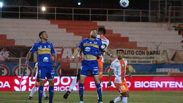 Everton dio un golpe grande y la Primera División empieza a definir sus descendidos